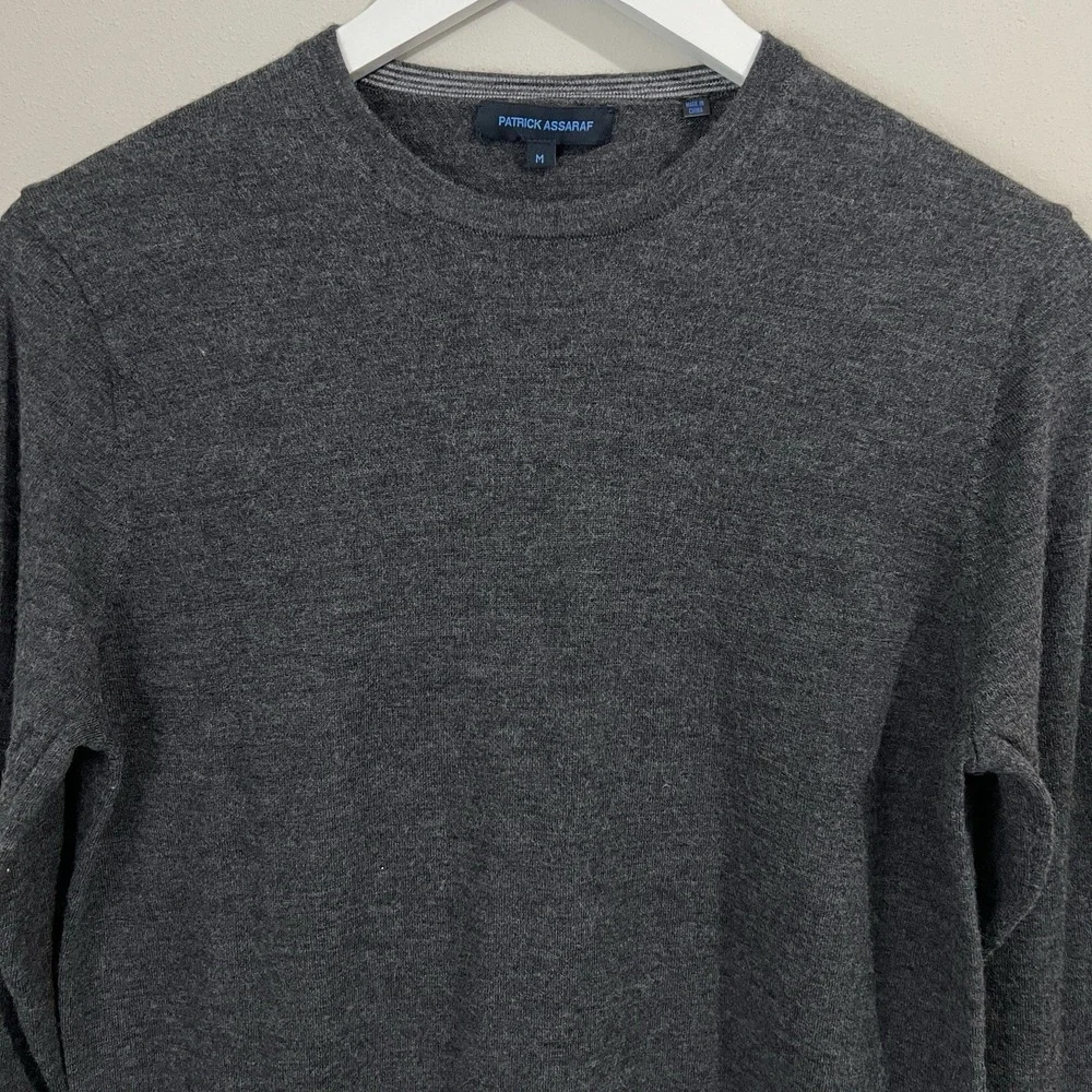 Patrick Assaraf Men's Medium 100% Merino Wool Base Layer Crewneck Sweater‎ Gray